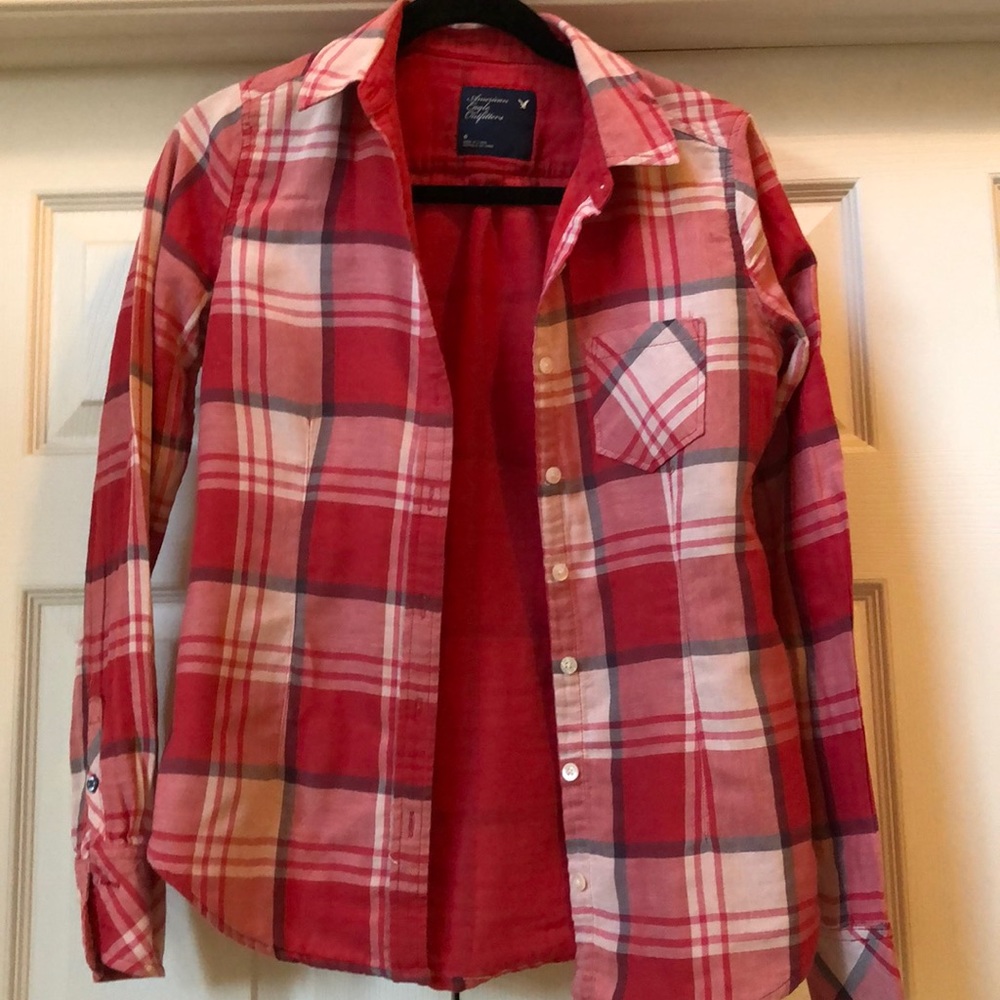 American Eagle plaid button down shirt. Size 6